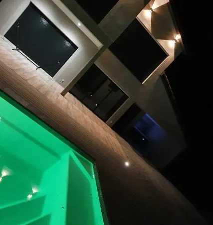Veyrieres Villa *